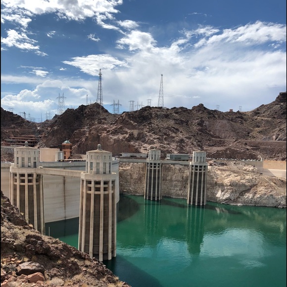 Honeymooning🍯 - Picture 4 of 8